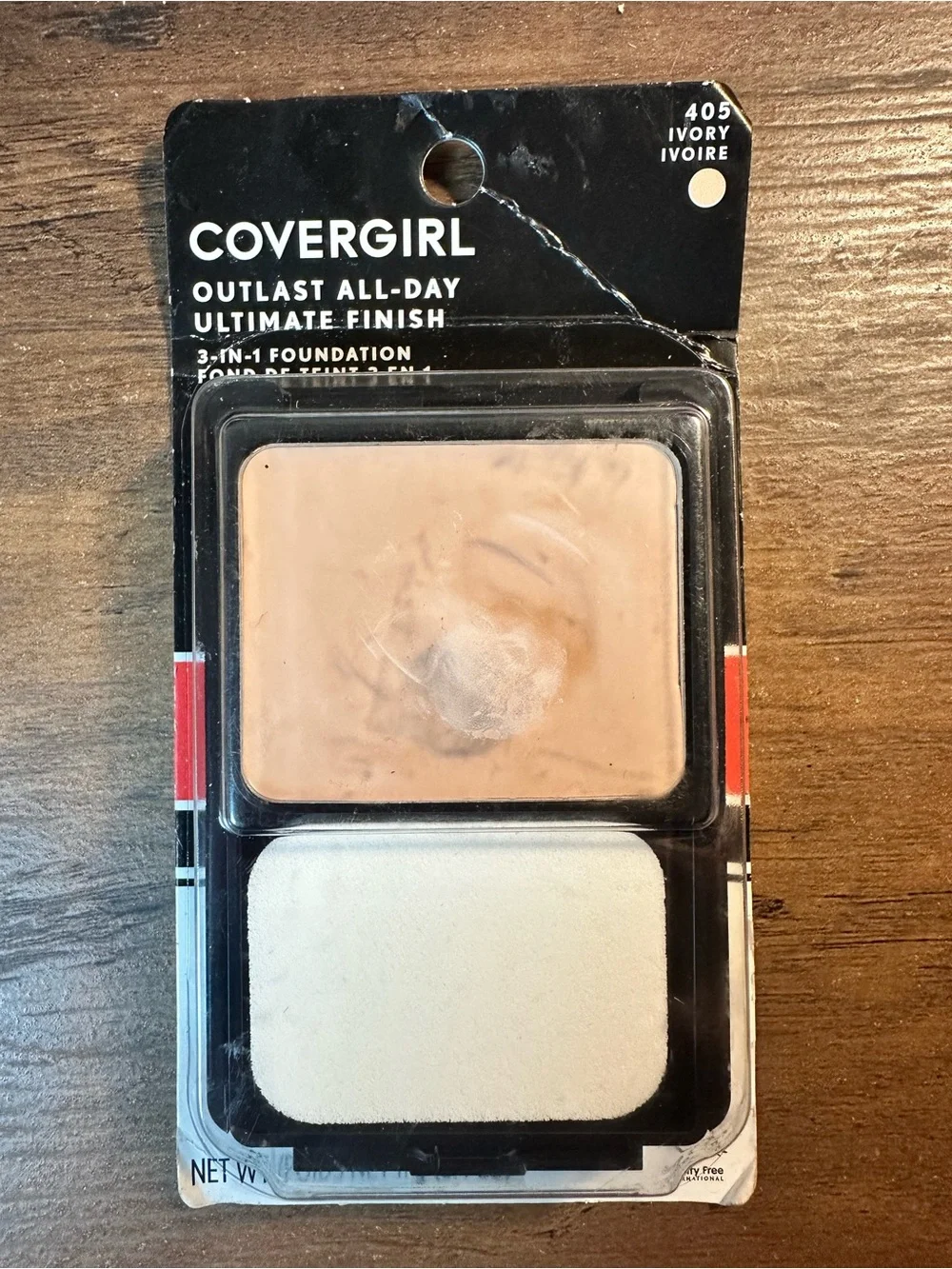 Covergirl Outlast All Day Ultimate Finish 3-in-1 Foundation 405 Ivory
